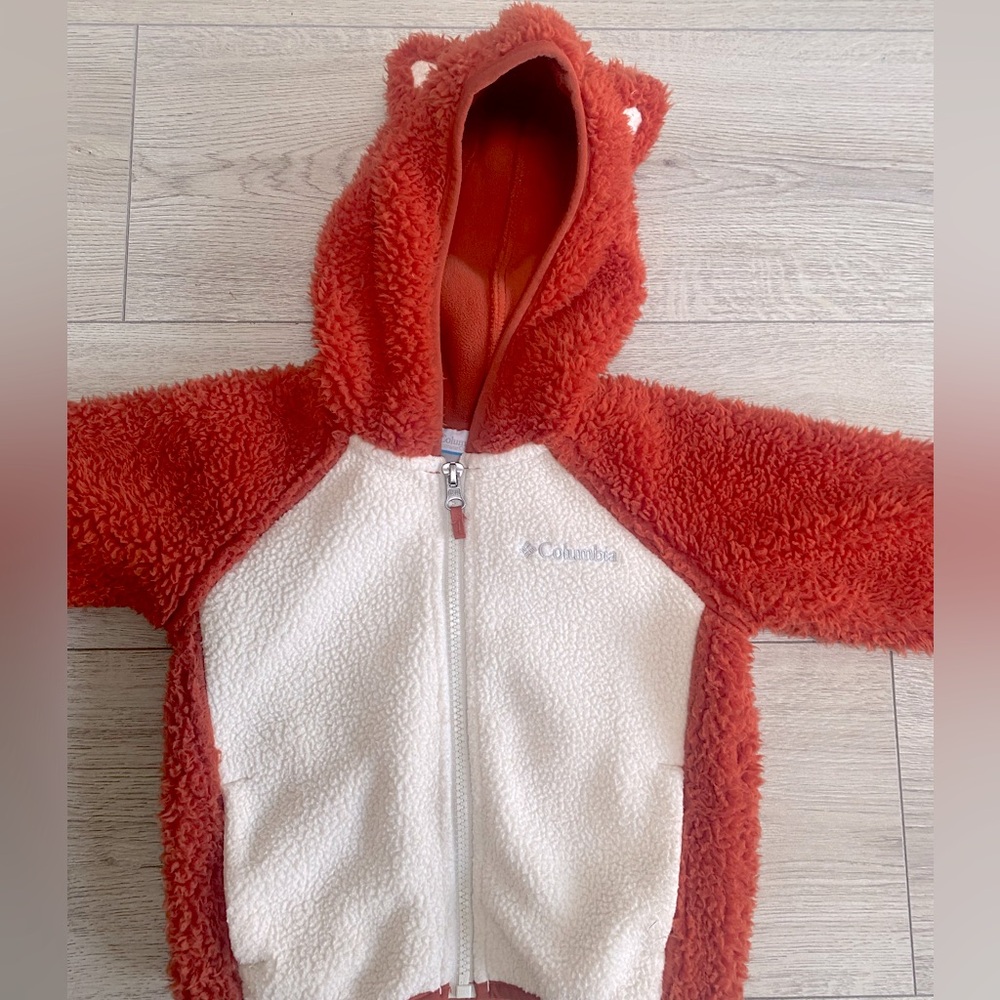 Columbia Red and White Fleece Jacket unisex